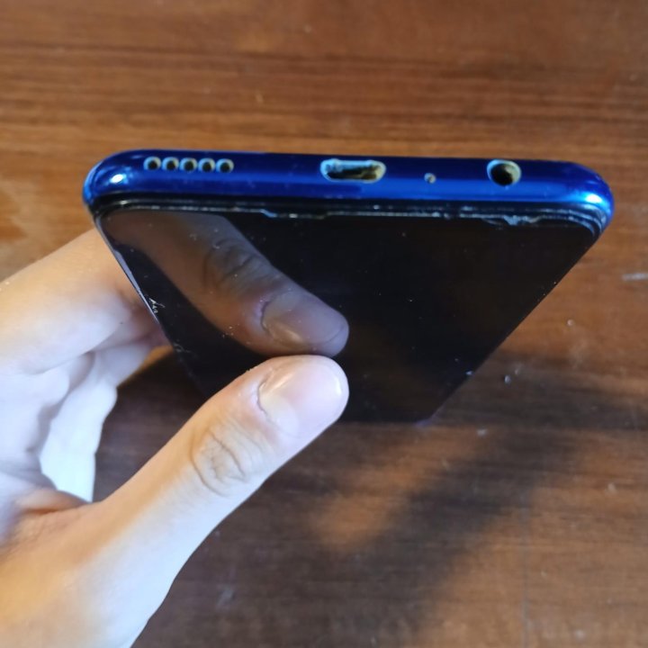 Honor 10i