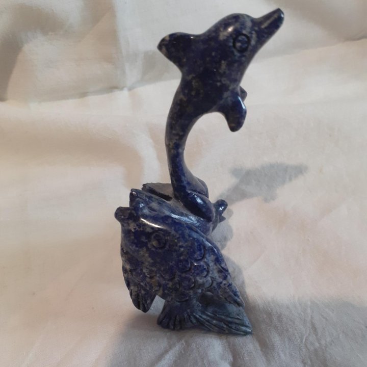 Фигурки из камня