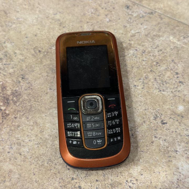 Кнопочный телефон Nokia 2600 Classic 105 бу