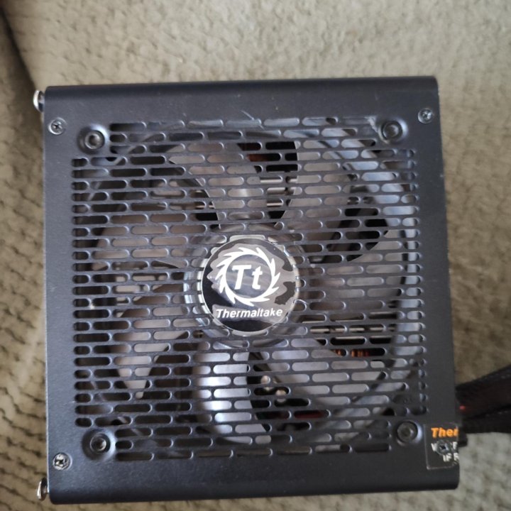 Блок питания Thermaltake 600w