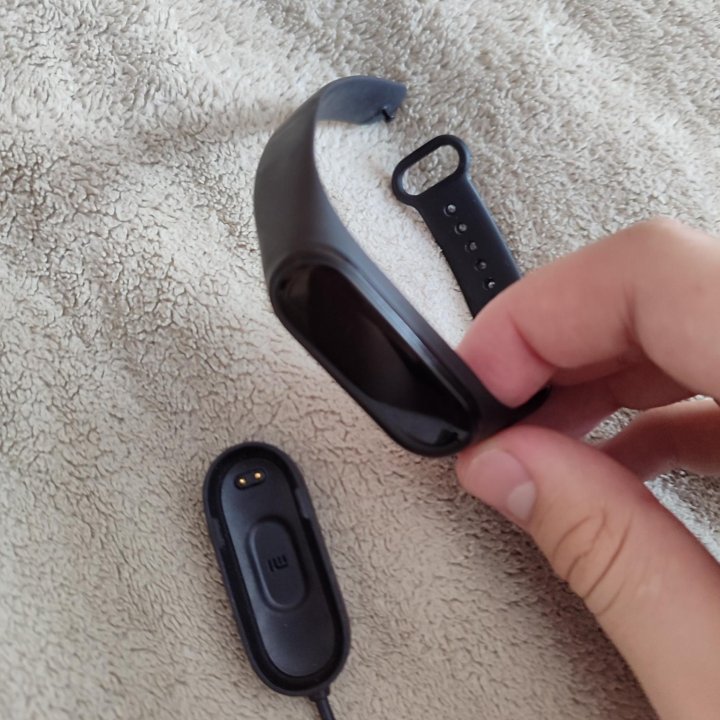 Xiaomi mi band 4 + зарядник