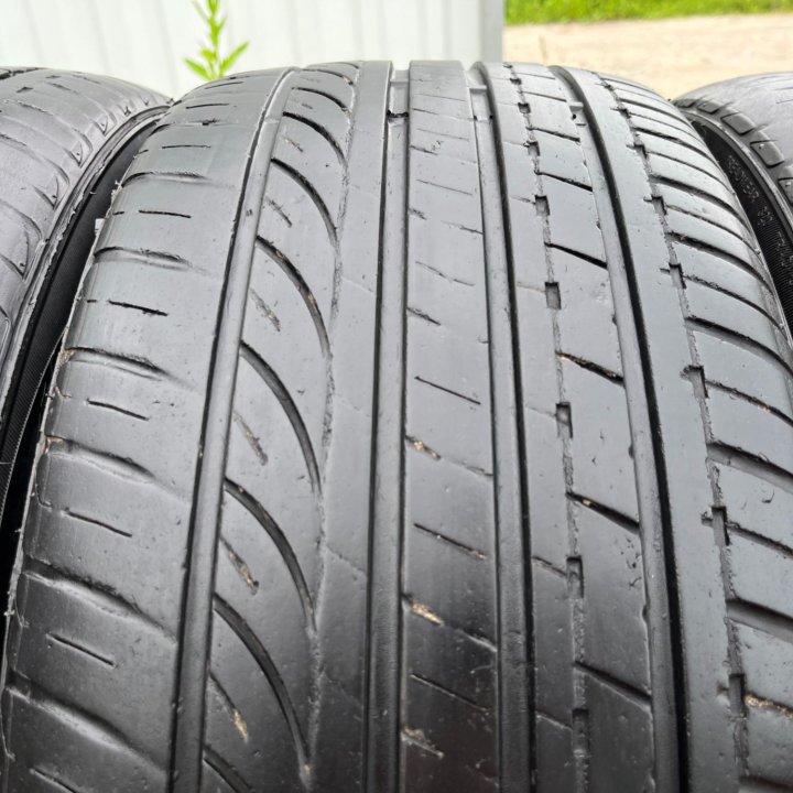 Лето Headway HU901 235/45 R18 98W