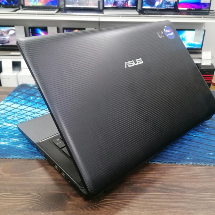 Ноутбук ASUS шустрый (1368 Н2)