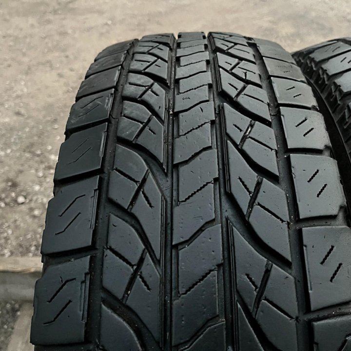 2 шт Лето Yokohama Geolandar 30x9,5x15 240/80 R15