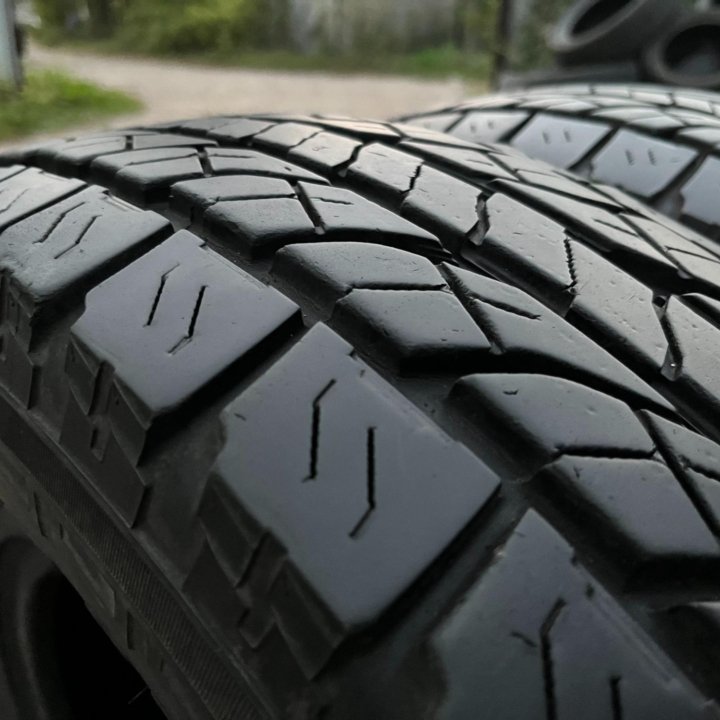 2 шт Лето Yokohama Geolandar 30x9,5x15 240/80 R15