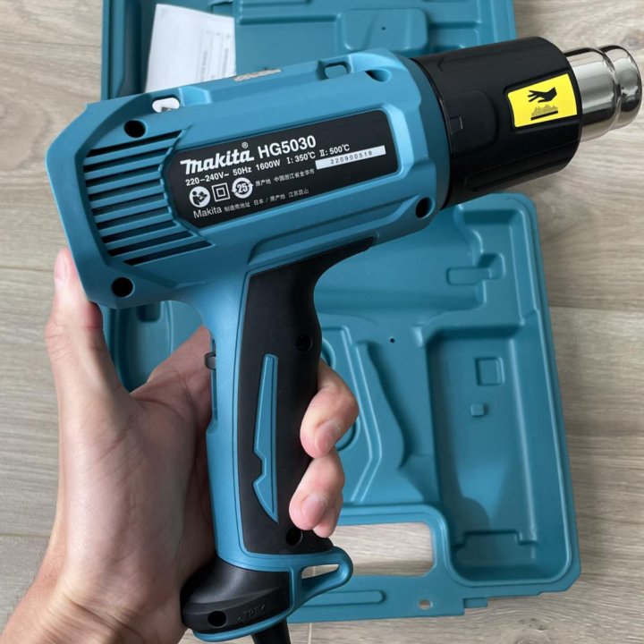 Строительный фен Makita (HG5030k)