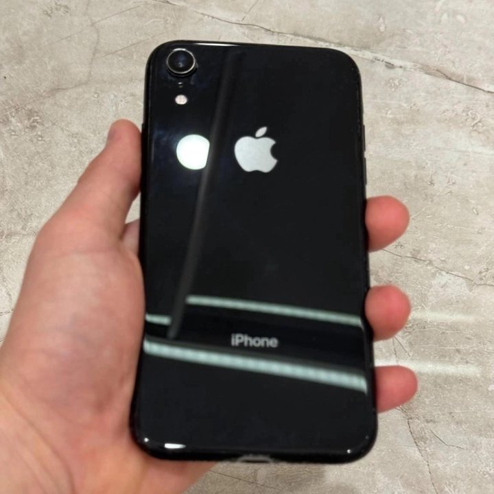 iPhone XR