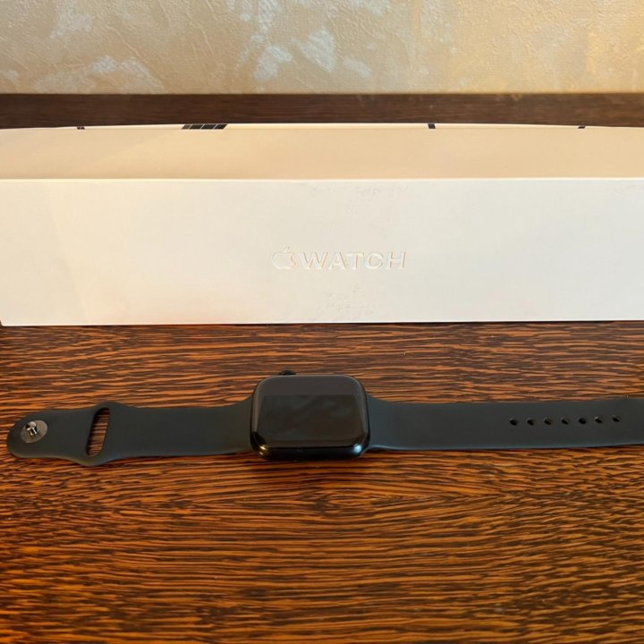 Умные часы Apple Watch Series 7 45 mm