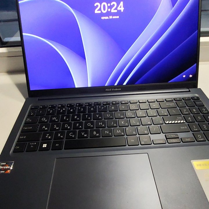 ASUS VivoBook M1503Q