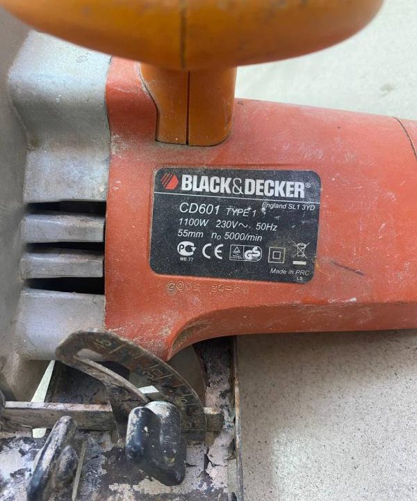 Циркулярная пила BLACK DECKER CD601