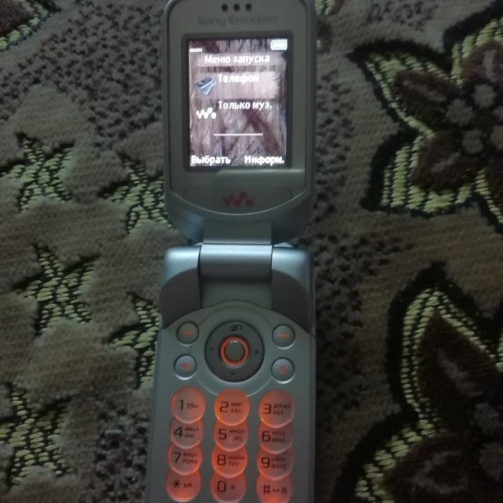 Продам SonyEricsson