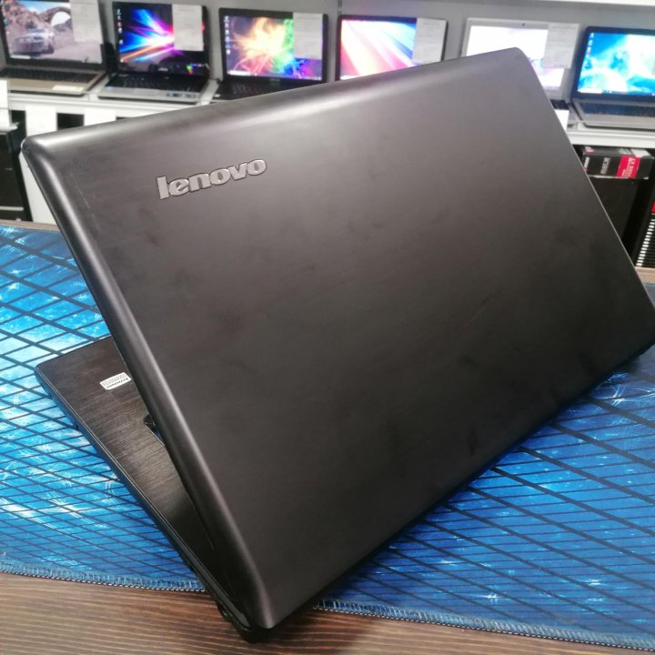 Ноутбук Lenovo большой (1369 Н2)