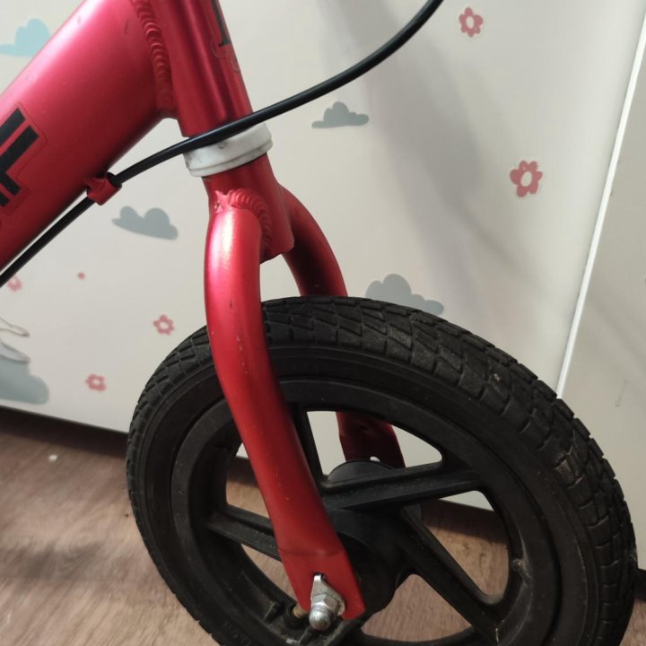 Беговел Triumf active