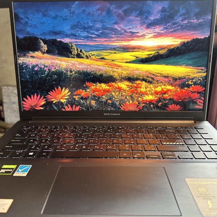 ASUS Vivobook pro 15 OLED