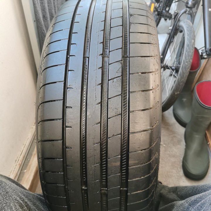 Goodyear Eagle F1 SUV 245 45 r20 Tugella Monjaro