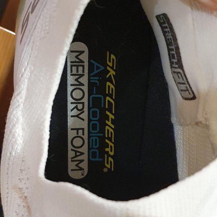 Кроссовки мужские Skechers