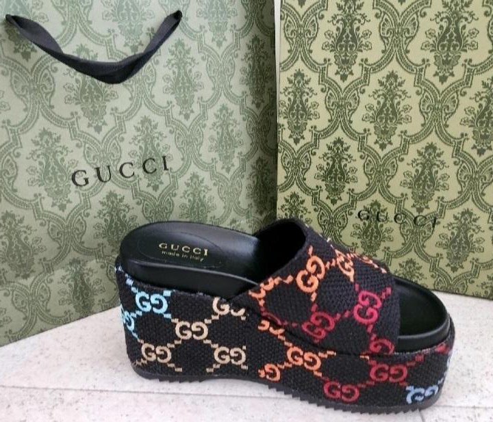 GUCCI Сабо