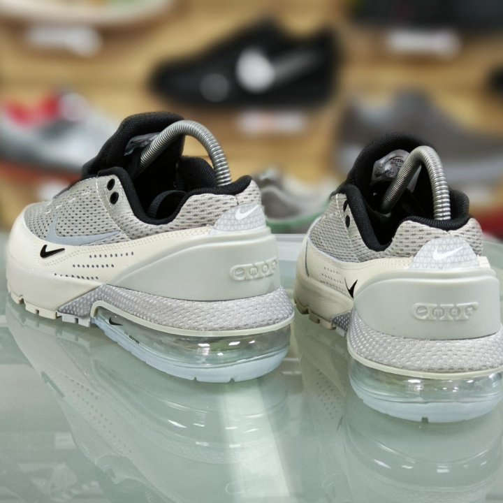 Кроссовки Nike air max 270