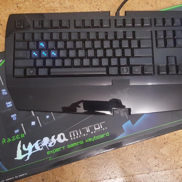 Игровая клавиатура Razer Lycosa Mirror Black