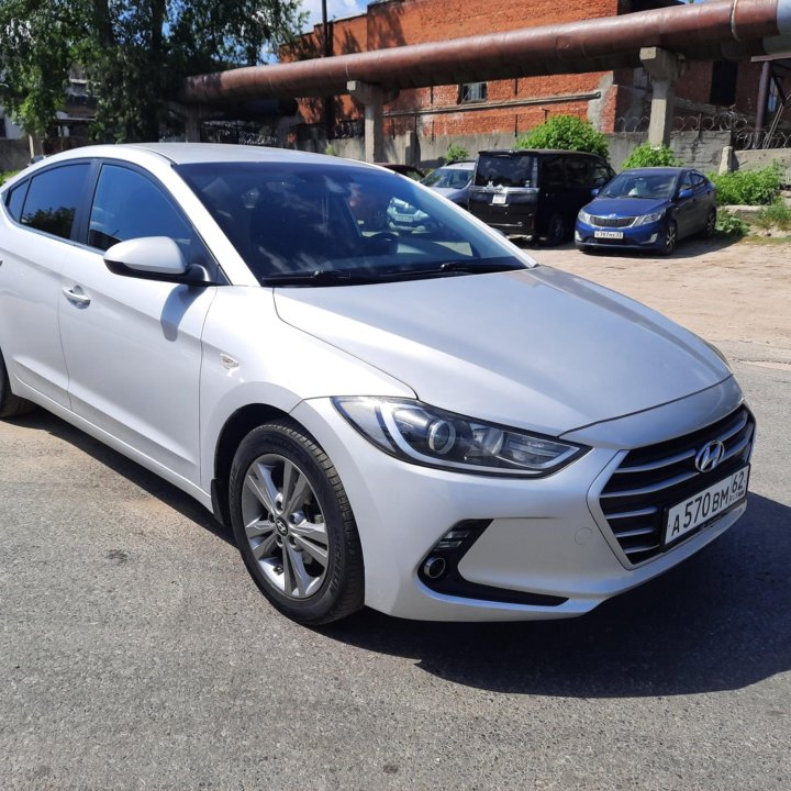 Hyundai Elantra, 2016