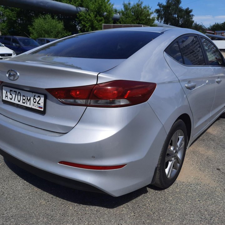 Hyundai Elantra, 2016