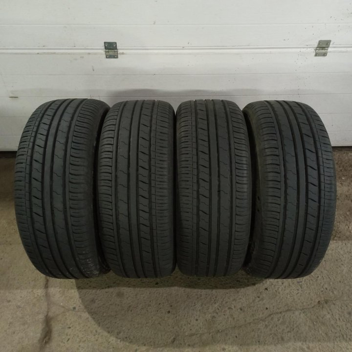 255/55R18 RoyalBlack Royal Performance (7628)