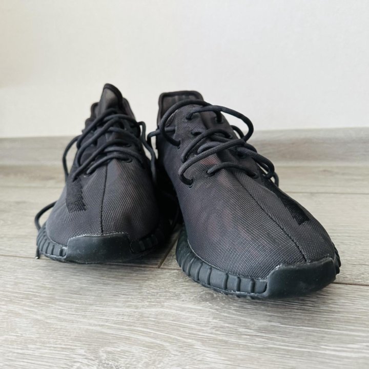 Кроссовки adidas yeezy boost 350 v2