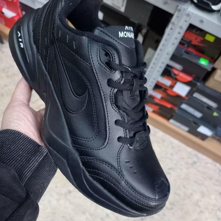 Кроссовки Nike Air Monarch