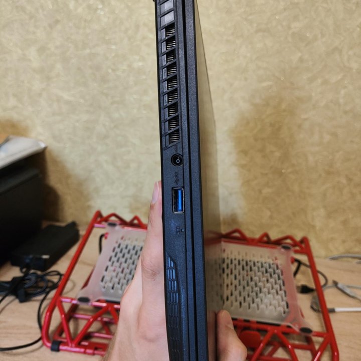 MSI GF63 Thin 11UC-255XRU