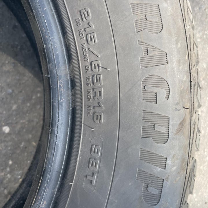 Продам 215/65R16