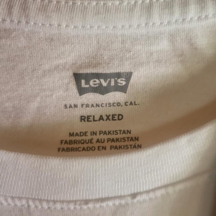 Футболка Levis