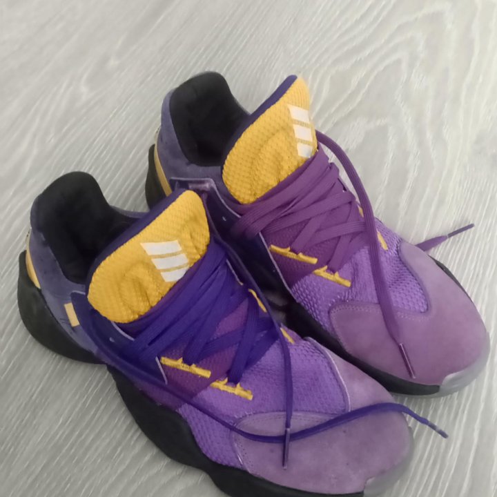 баскетбольные кроссовки Adidas Harden V.O.L 4