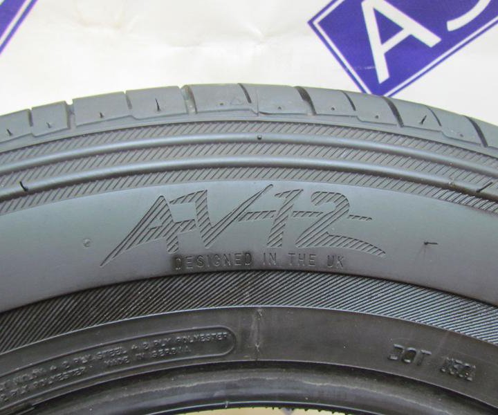 Avon AV12 215/65 R16C 117D