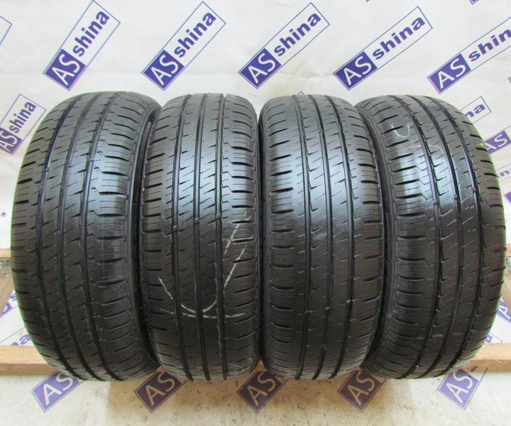 Hankook Vantra LT RA18 215/60 R16C 96R