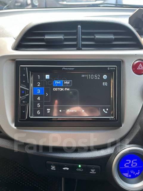 Автомагнитола Pioneer DMH-G221BT