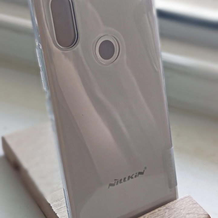 Чехол Nilkin для Xiaomi Mi 8SE