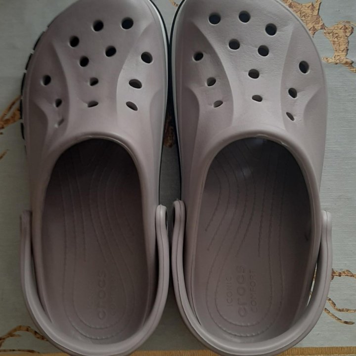 Crocs