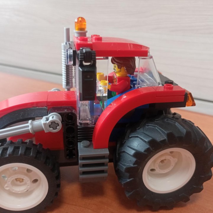 Lego City 60287 Трактор