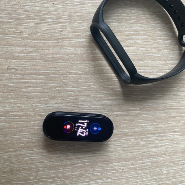 Фитнес-браслет Xiaomi Mi Smart Band 5 Black