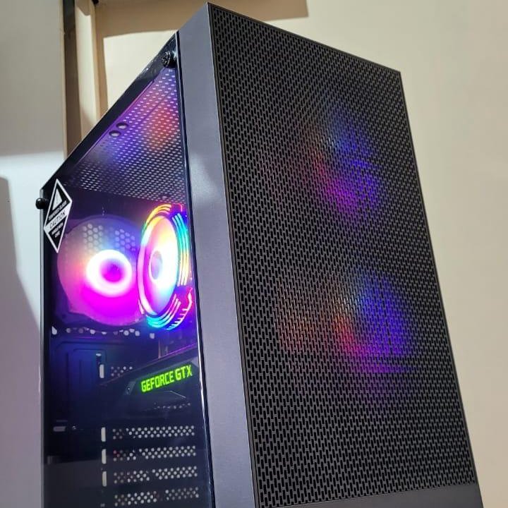 Gaming PC R5 3600/16GB/GTX1070 8GB/SSD M2 nvme+HDD