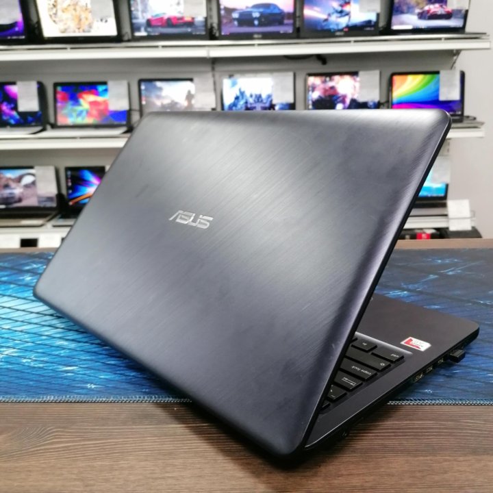 Ноутбук ASUS резвый (1373 Н2)