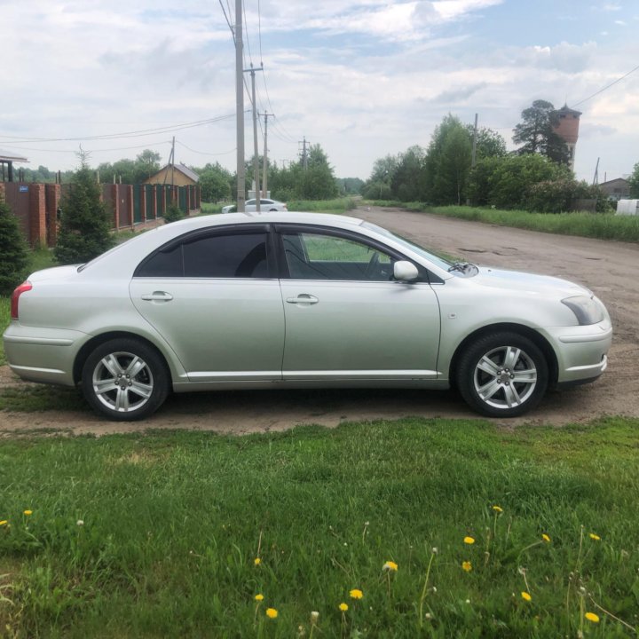 Toyota Avensis, 2005