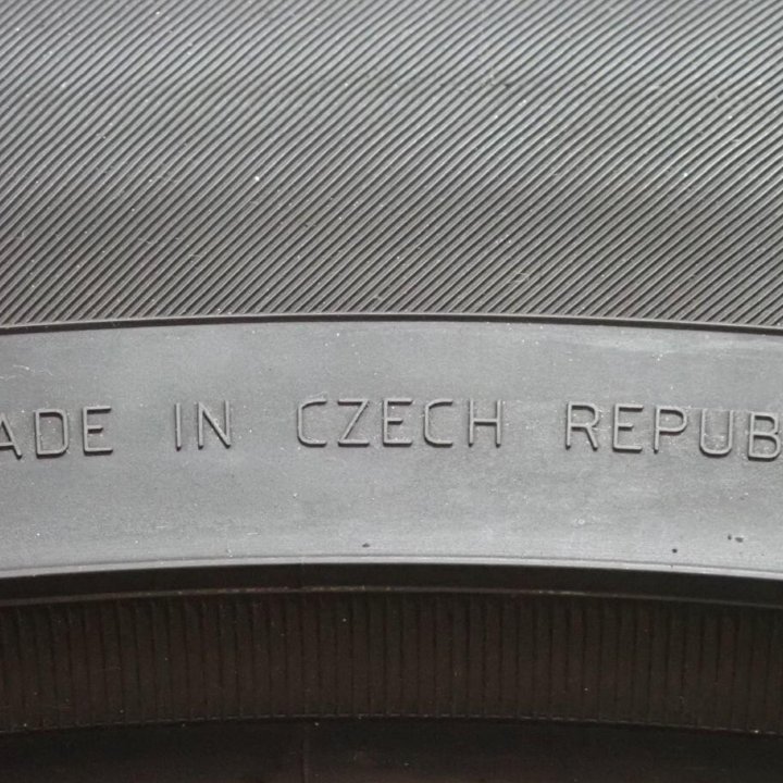 Continental ContiPremiumContact 5 295/40 R21 111Y