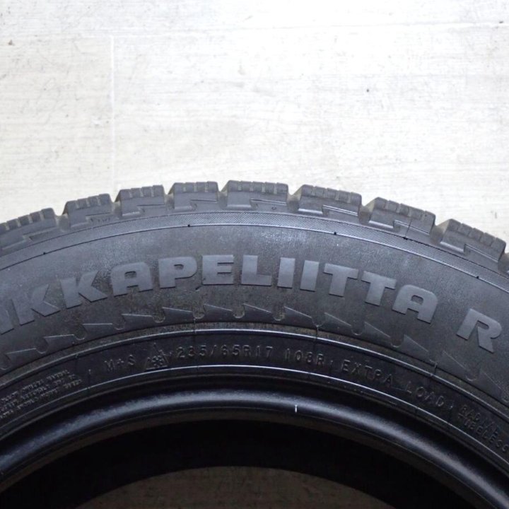 Nokian Tyres Hakkapeliitta R 235/65 R17 108R