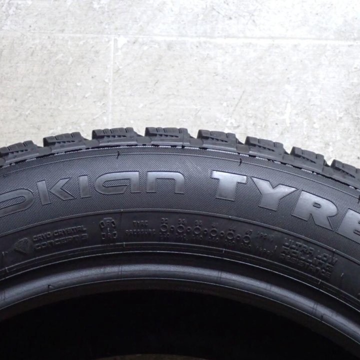 Nokian Tyres Hakkapeliitta R3 245/50 R18 100R