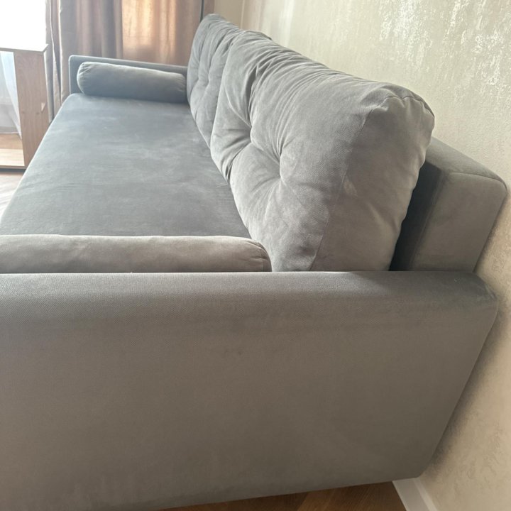 Диван велюр