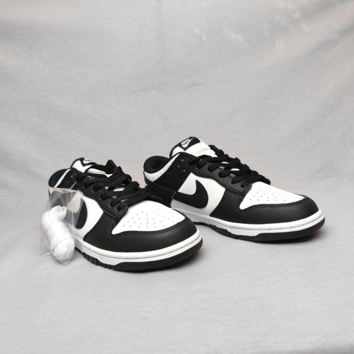 Nike Dunk low Black-White