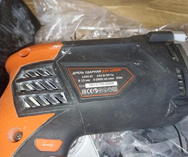 Дрель Dnipro-M ДЭУ-1200П