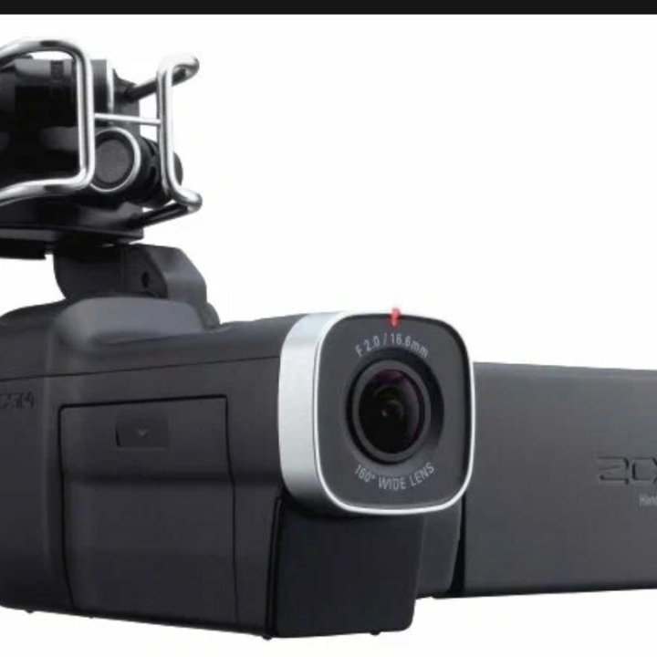 Камера ZOOM Q8