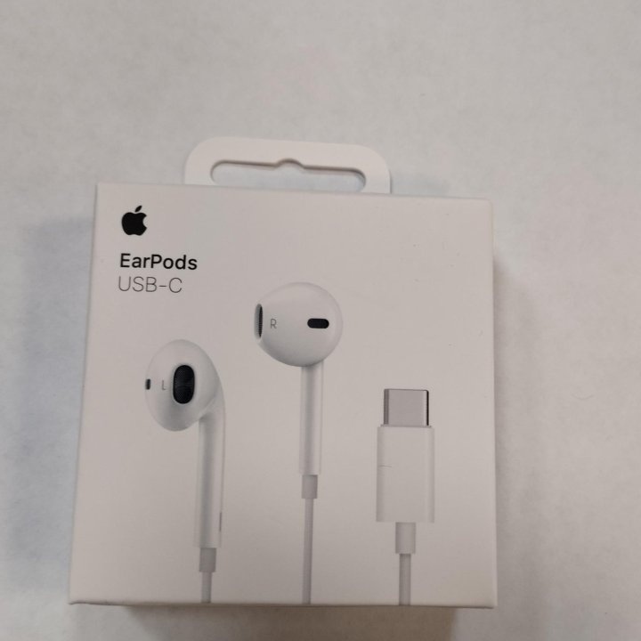 Наушники EarPods (USB-C) в коробке